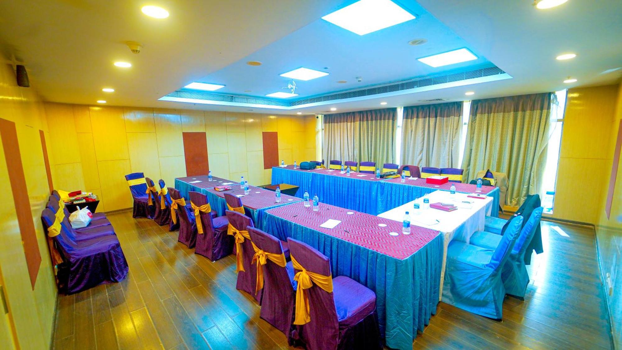 Hotel The Plaza Hajdarabad Zewnętrze zdjęcie