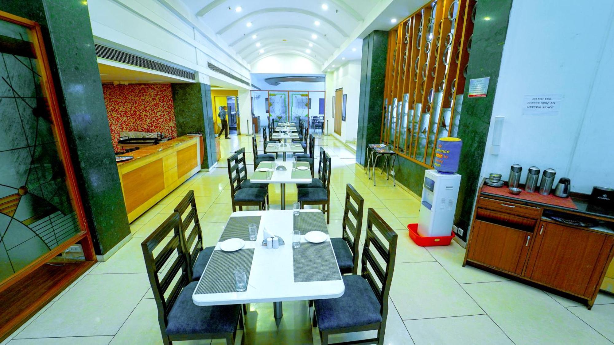 Hotel The Plaza Hajdarabad Zewnętrze zdjęcie