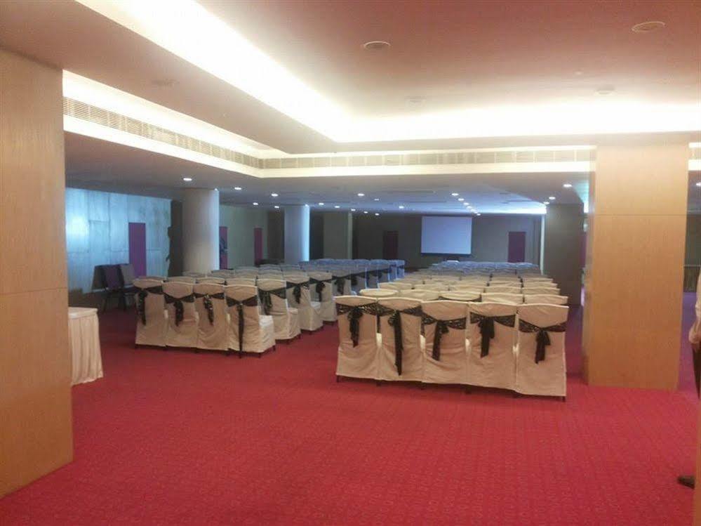 Hotel The Plaza Hajdarabad Zewnętrze zdjęcie
