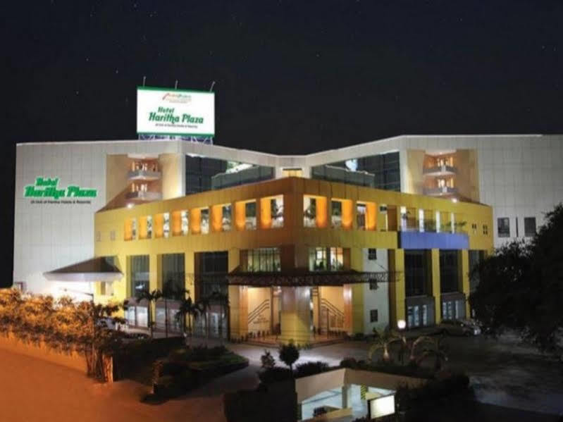 Hotel The Plaza Hajdarabad Zewnętrze zdjęcie